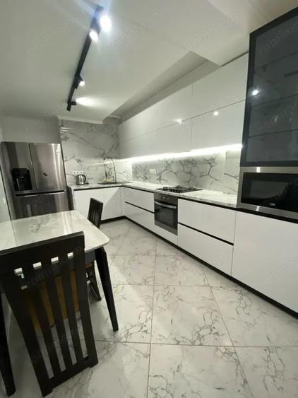 Apartament cu 2 camere decomandat în Griviței