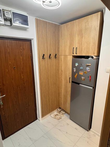 PRIMA INCHIRIERE - GARSONIERA DECOMANDATA, RENOVATA COMPLET - 2 minute de metrou crangasi - Apropiere UPB (Politehnica) - 3
