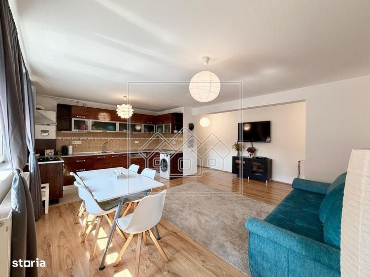 Ap modern, cu 3 camere, balcon - Zona Lazaret - 2