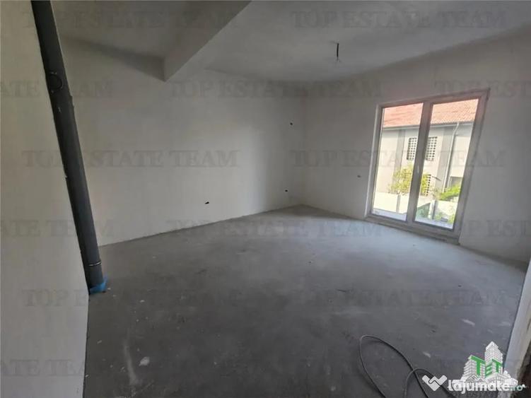 Casă cu 4 camere cu Teren 232 Mp în Păcii