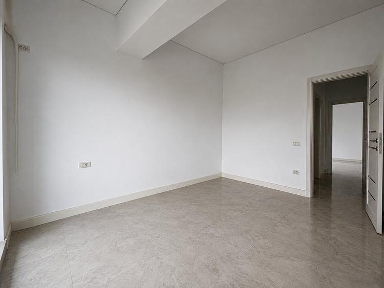 Apartament cu 3 camere decomandat în Mamaia