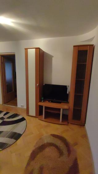 PF Inchiriez apartament Alexandru cel Bun - 2