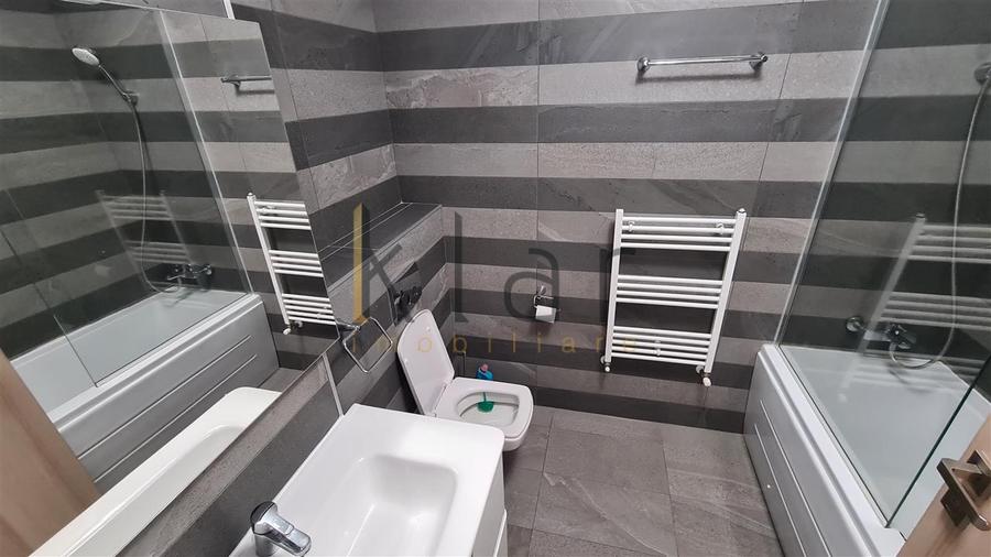Apartament cu 3 camere semidecomandat, mobilat în Sopor