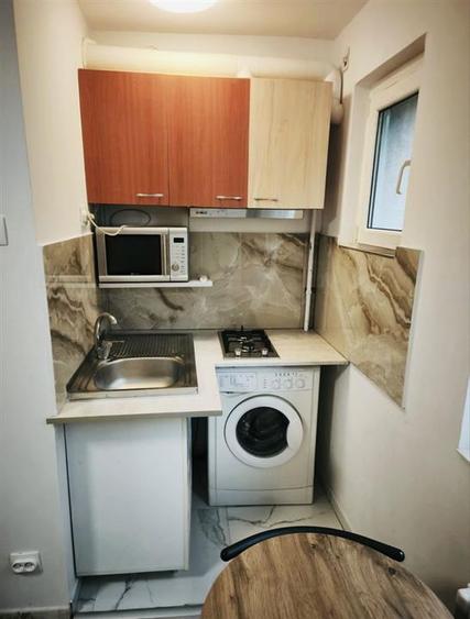 Apartament cu 2 camere nedecomandat, mobilat în Podu Roș