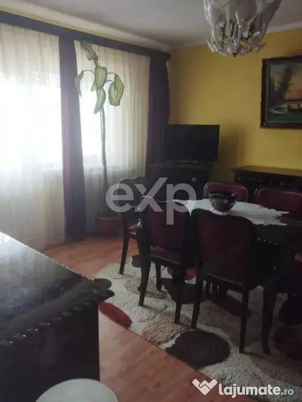 Apartament cu 2 camere decomandat în Prundu