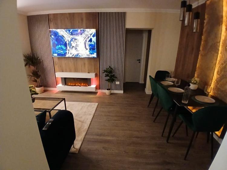Apartament cu 2 camere semidecomandat în Exterior Vest