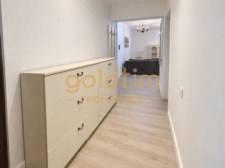 Apartament cu 3 camere decomandat, mobilat în Iancu Nicolae