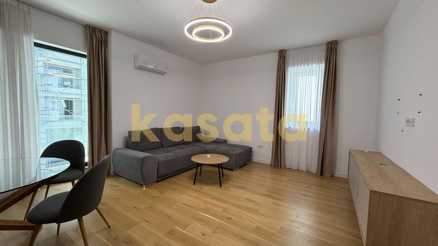 Apartament cu 3 camere decomandat, mobilat în Pipera
