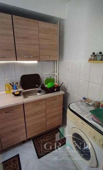 Garsonieră semidecomandată, mobilată în Mărăști