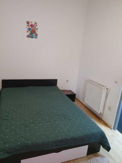 Apartament cu 2 camere semidecomandat în Dâmbovița