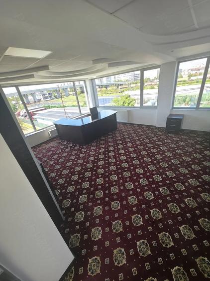 Spațiu comercial, de 4,850 mp, în Vest
