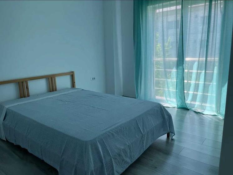 Apartament cu 3 camere decomandat în Micro 3