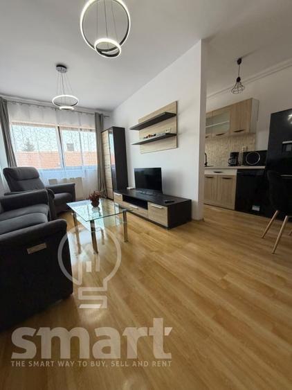 Apartament cu 3 camere semidecomandat, mobilat în Semicentral