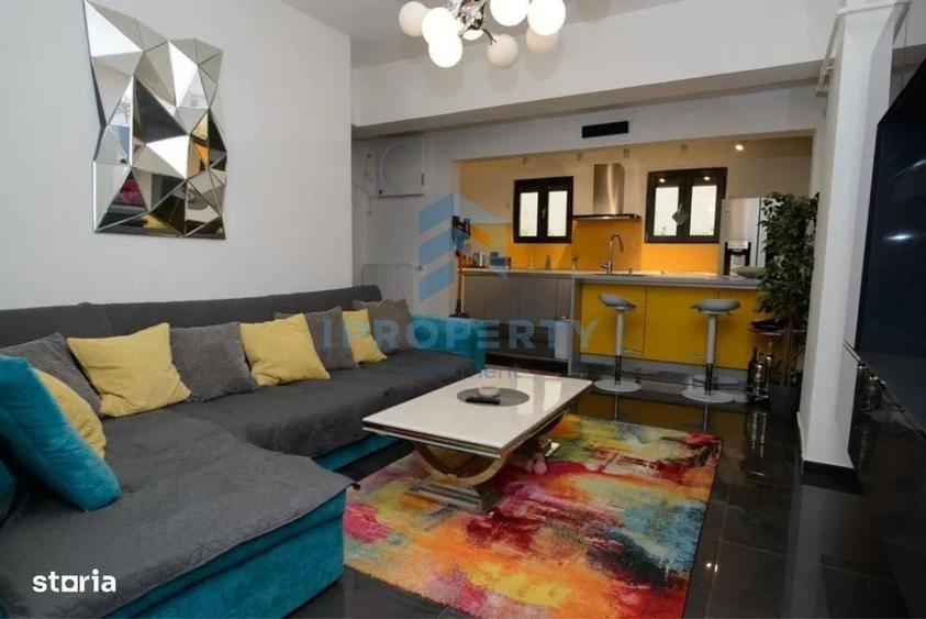 Apartament cu 2 camere în P-ța Alba Iulia