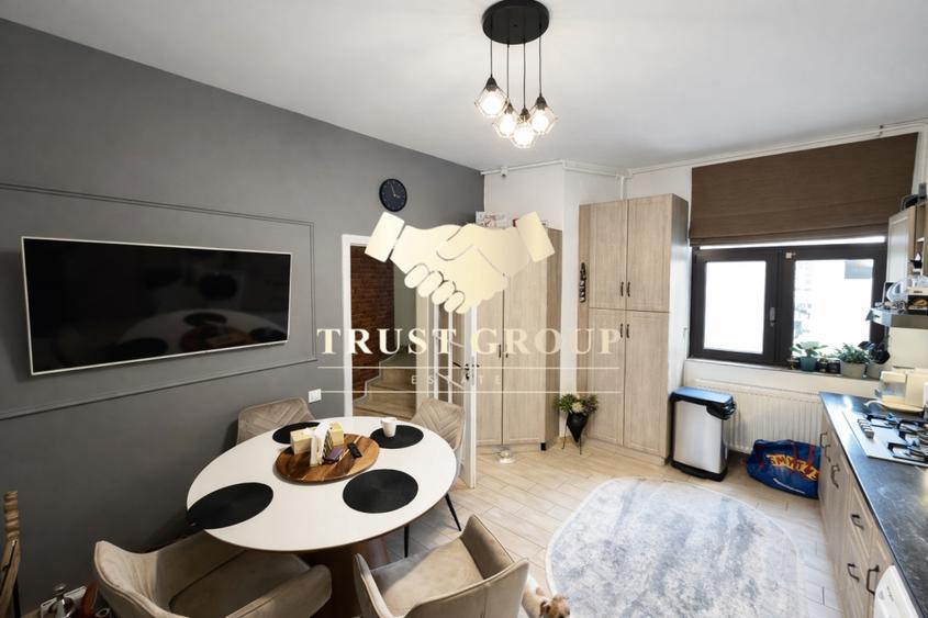 Apartament cu 4 camere decomandat în Grădina Icoanei