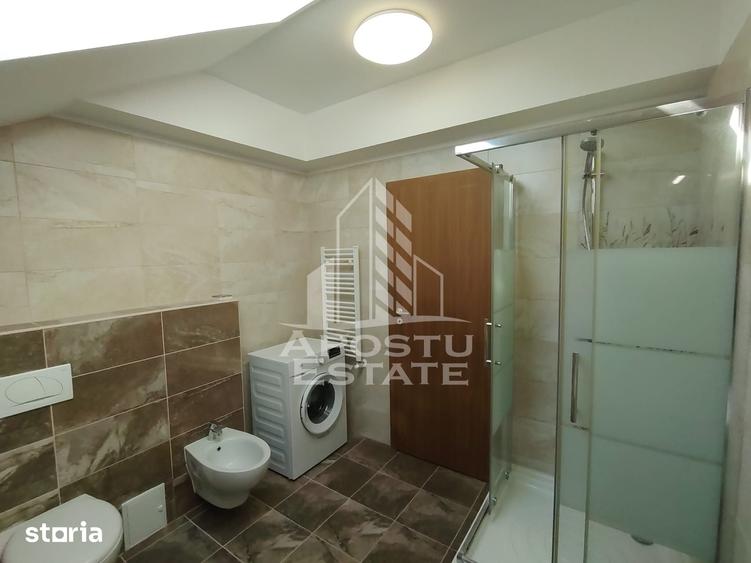 Apartament cu 3 camere decomandat în Dumbrăvița