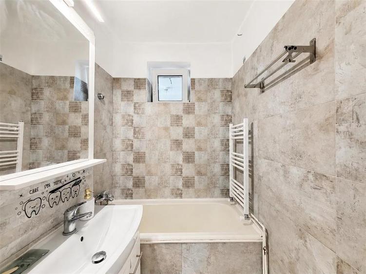 Apartament cu 2 camere decomandat, mobilat în Hipodrom 3