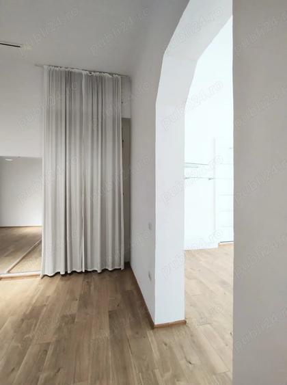 Casă cu 6 camere cu Teren 2883 Mp în Ultracentral