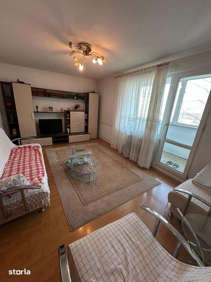 Apartament cu 4 camere decomandat în Militari