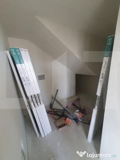Casă cu 5 camere cu Teren 604 Mp în Giarmata