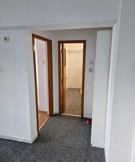Apartament cu 2 camere decomandat în Titulescu