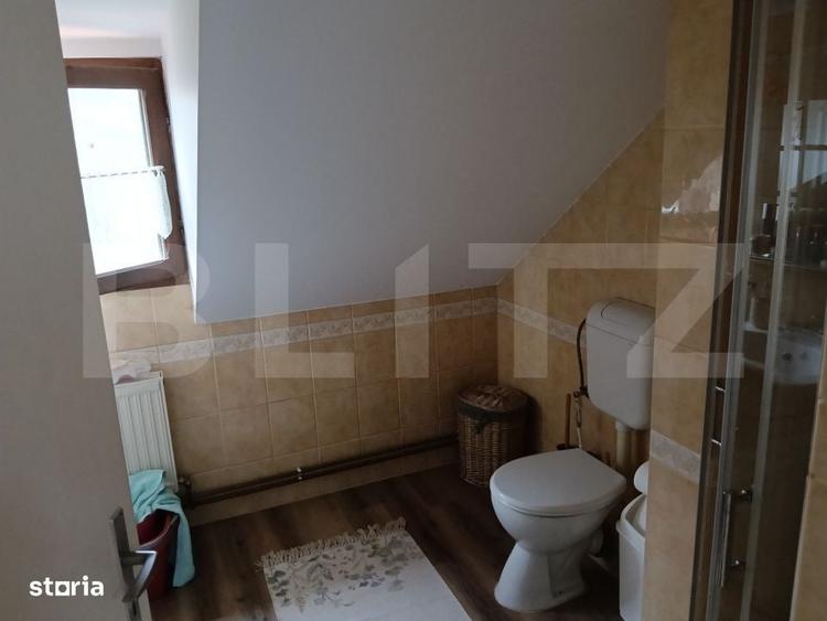 Casă cu 4 camere în Remetea