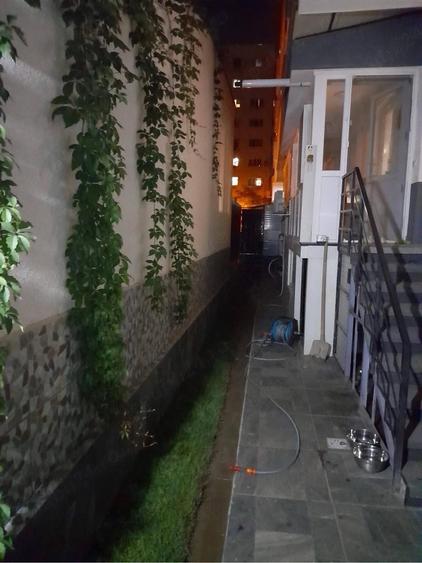 Apartament cu 4 camere decomandat în Dristor