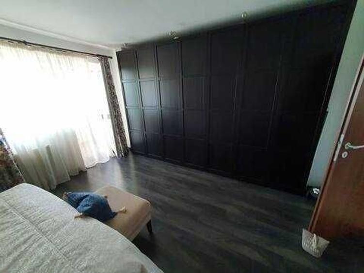 Casă cu 2 camere cu Canalizare în Exterior Vest