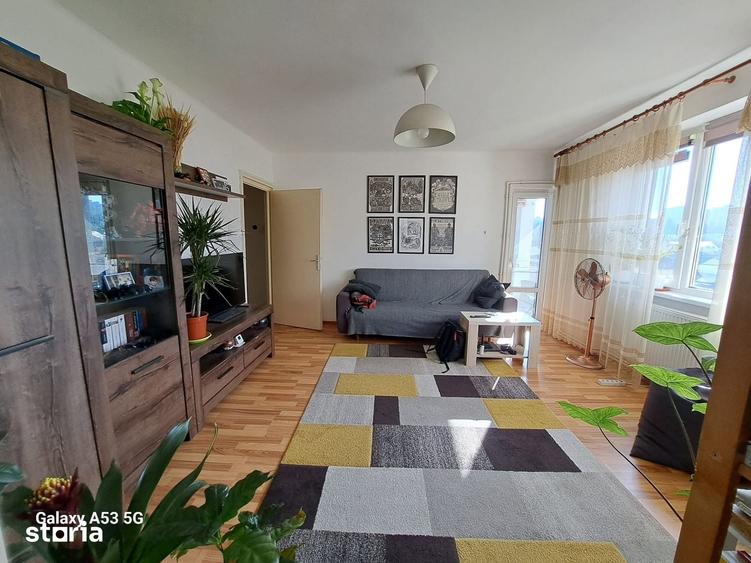 Apartament cu 2 camere, mobilat în Plopilor