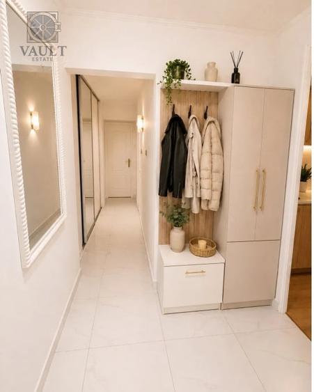 Apartament cu 3 camere decomandat, mobilat în Titan