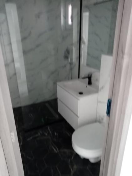 Apartament cu 3 camere decomandat în Exterior Vest