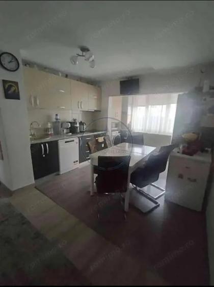 Apartament cu 2 camere decomandat în Independenței
