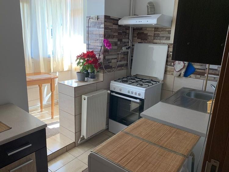 Garsonieră decomandată în Nicolina