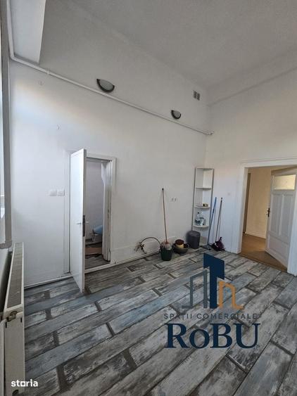 Spațiu comercial, de 130 mp, în Centrul Istoric