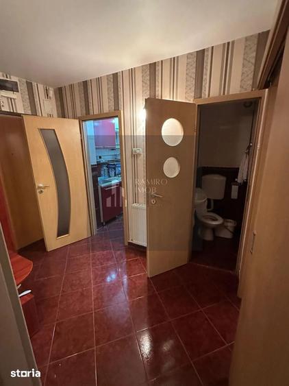Apartament cu 4 camere decomandat în Titan