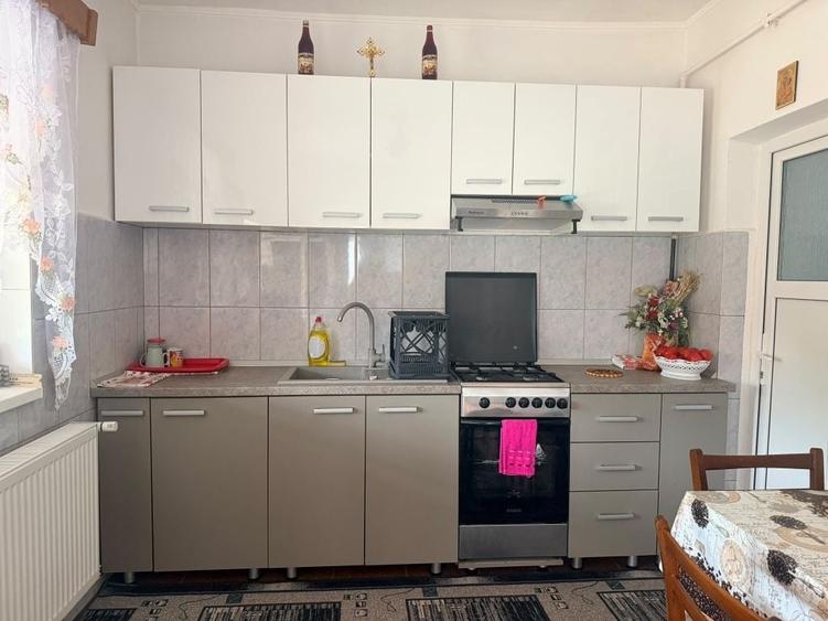 Casă cu 3 camere în Deaj