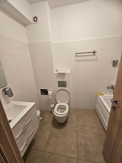 Apartament cu 2 camere decomandat, mobilat în Pipera