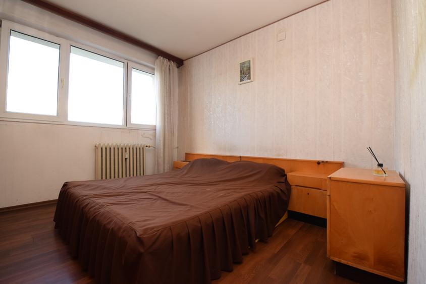 Apartament cu 3 camere decomandat în 1 Decembrie 1918