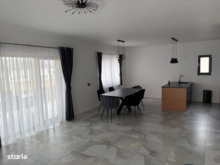 Casă cu 3 camere cu Teren 498 Mp în Unirea