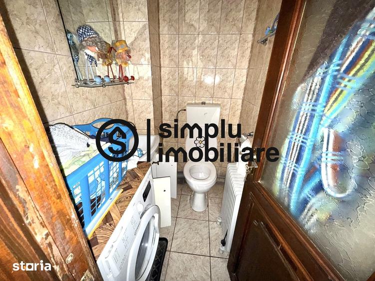 Apartament cu 3 camere decomandat în Robănești
