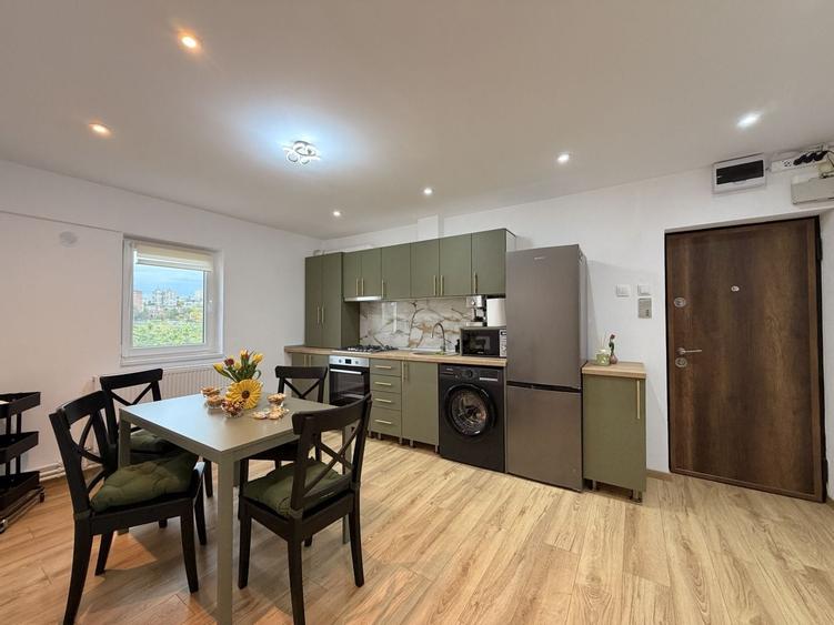 Apartament cu 2 camere decomandat în Central