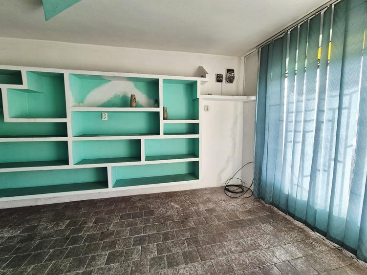 Casă individuală cu 4 camere cu Canalizare în Brătianu