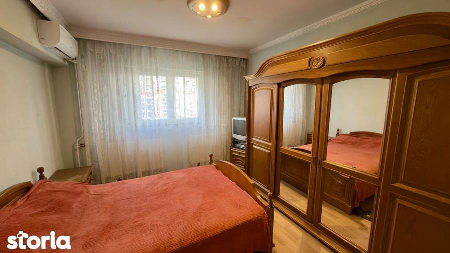 Apartament cu 5 camere decomandat, mobilat în Militari