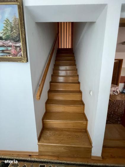 Casă cu 3 camere cu Teren 600 Mp în Central