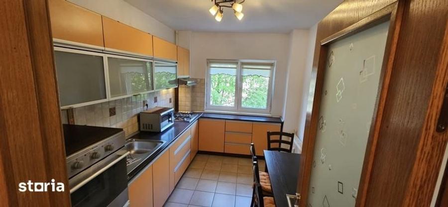 Proprietar inchiriez apartament 4 camere Timpuri Noi/ Tineretului - 1