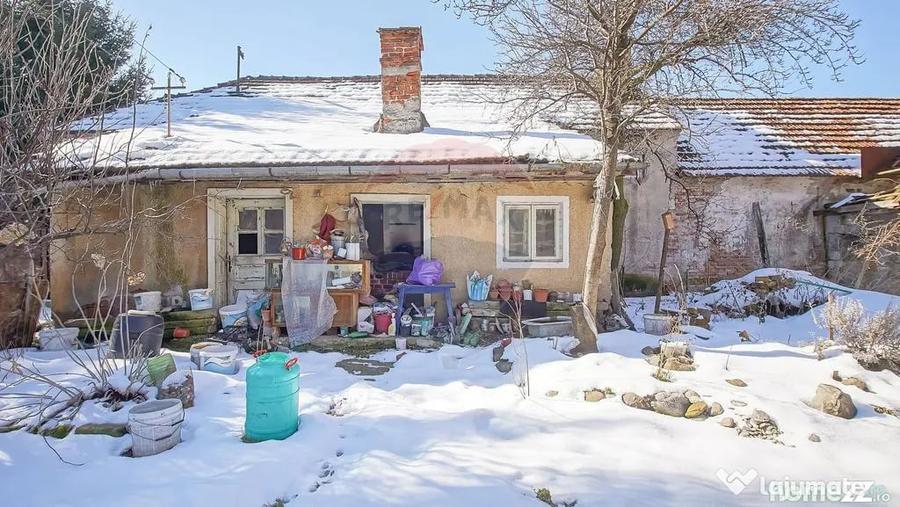 Casă cu 2 camere cu Teren 778 Mp în Tărlungeni