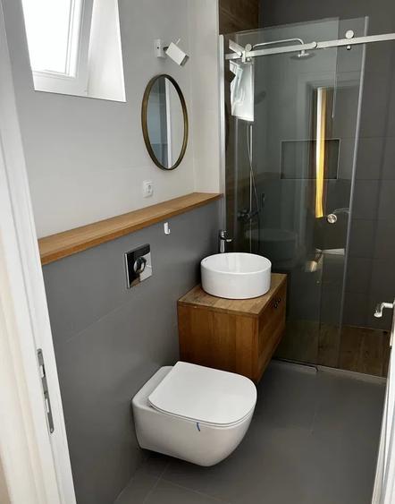 Apartament cu 3 camere în Cetate