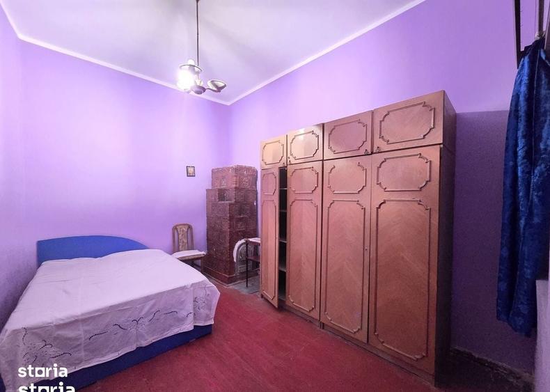 Casă cu 3 camere cu Teren 169 Mp în Central