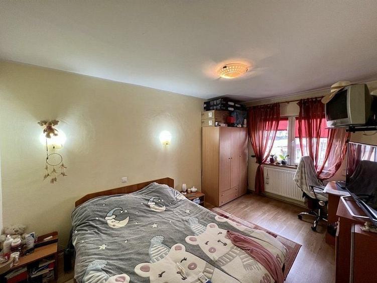 Apartament cu 2 camere decomandat în Astra