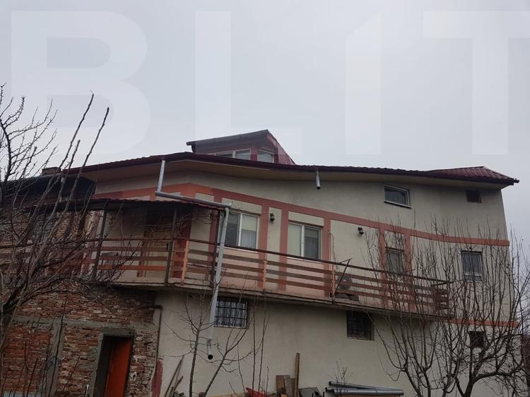 Casă individuală cu 5 camere cu Canalizare în Lugoj